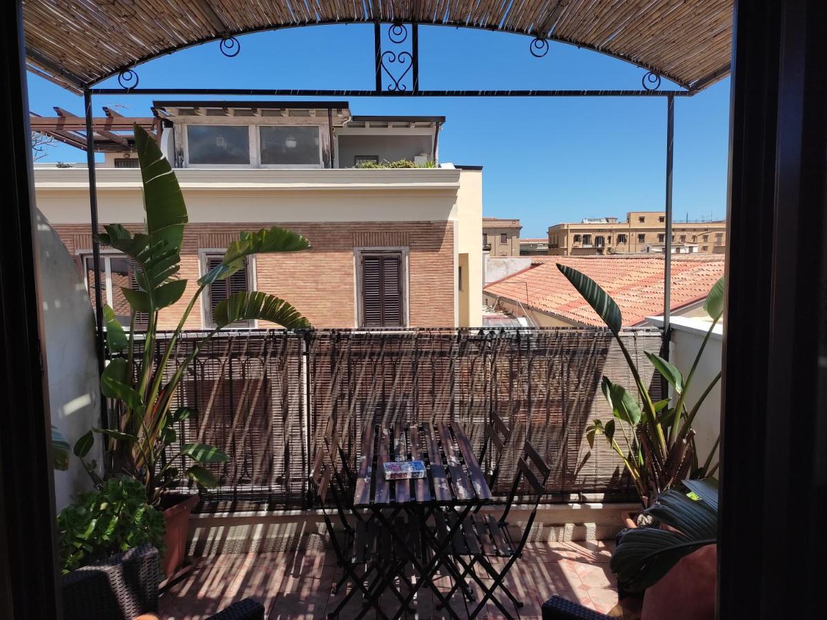 La Terrazza Di Massimo Apartment ปาแลร์โม ภายนอก รูปภาพ